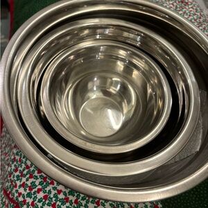 Set Of 3 Mixing Bowls Stainless Steel Gently Loved Condition Final Sale